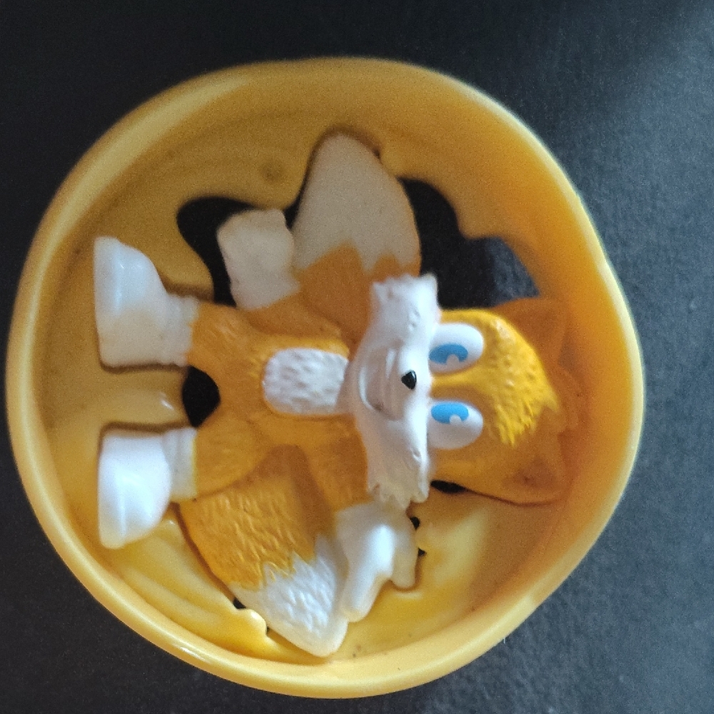 Yellow And White Fox From Sonic Figure